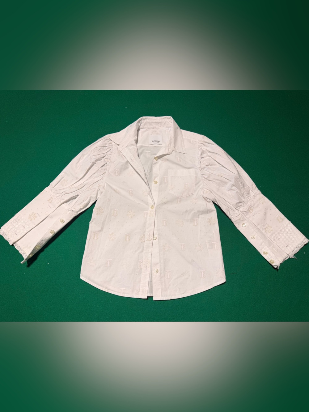Burberry White kids Button-Front Shirt with Subtle Embroidered Motifs